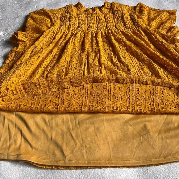 Kate & Mallory Mustard Yellow Lace Blouse with Ruffles-Size 2X - Picture 12 of 16